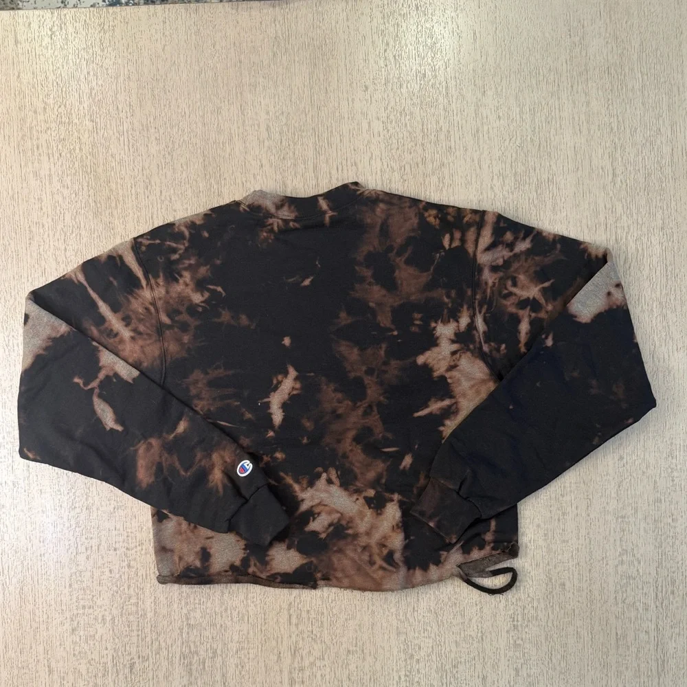 💕 Maryland Terps Champion Women’s Tie-Dye Long Sleeve - Black & Brown Sweatshirt - Picture 2 of 3